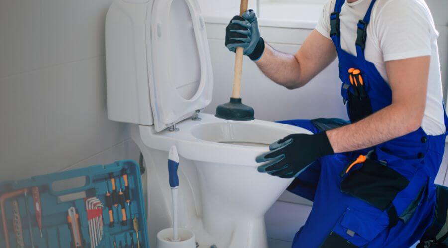 Local expert plumbing services in Pickering, MO